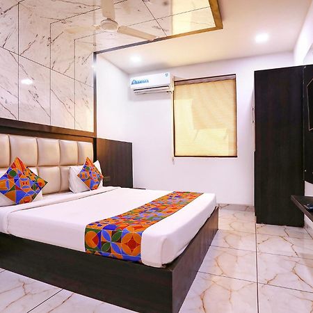 Fabhotel Grand Sparrow Tājganj Kültér fotó
